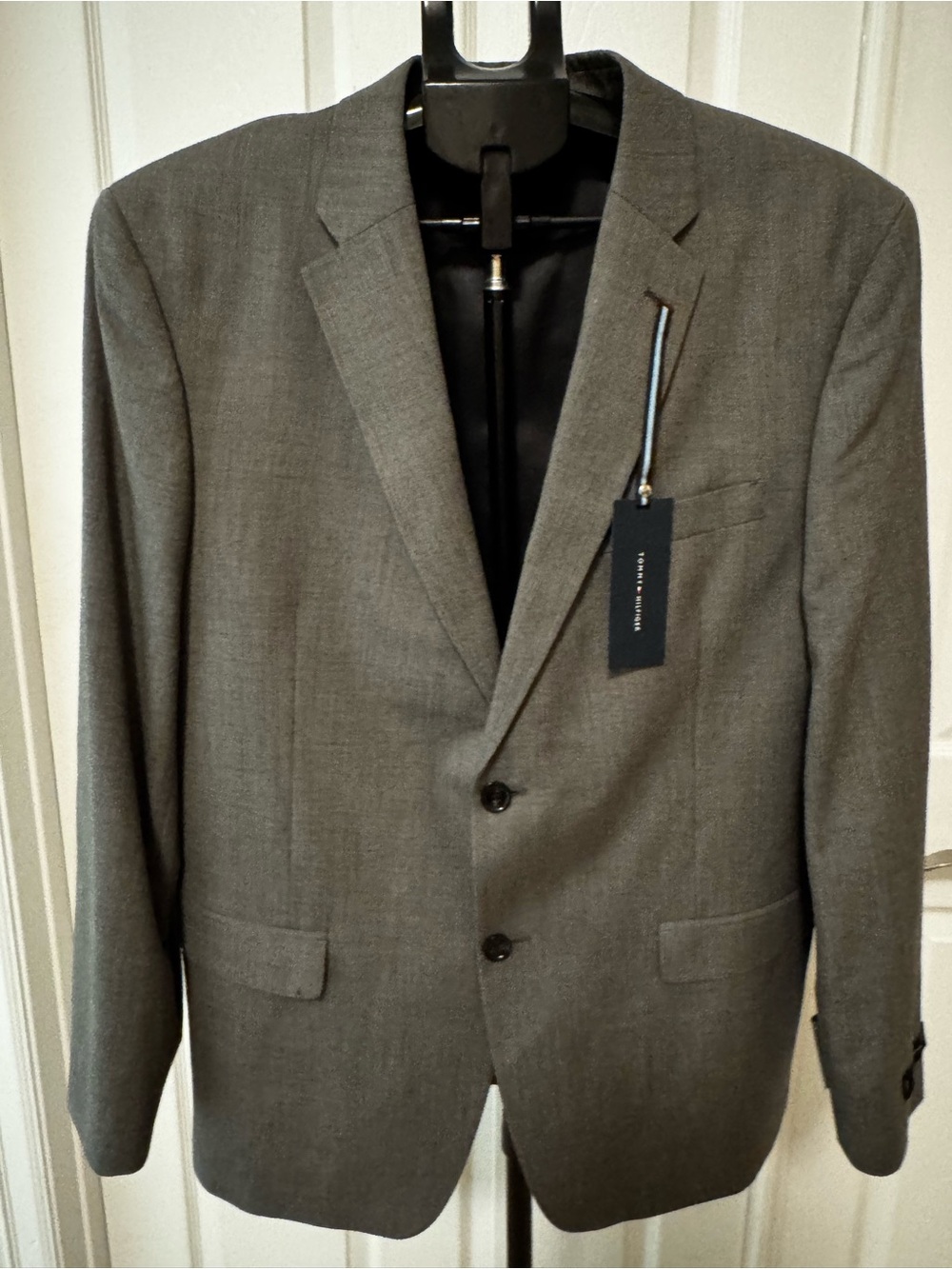 NWT Tommy Hilfiger "Hodge" Tailored Trim Fit Suit Jacket Blazer Gray 42R